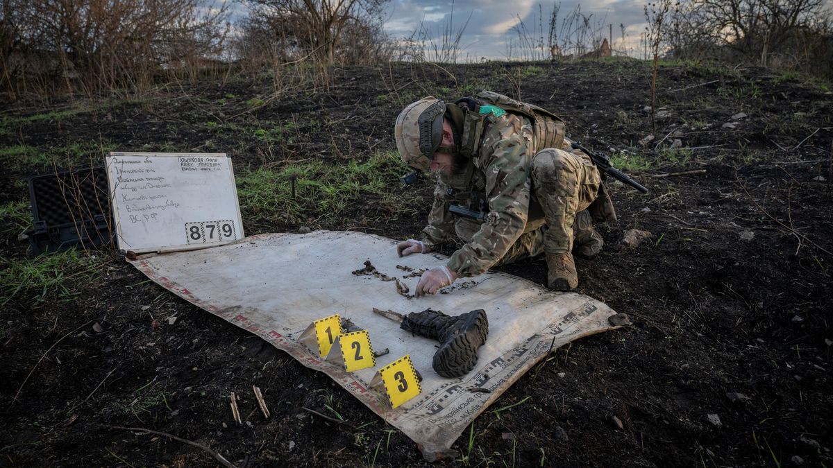 FOTO: Nejsilnější snímky českého fotografa z fronty na Donbase